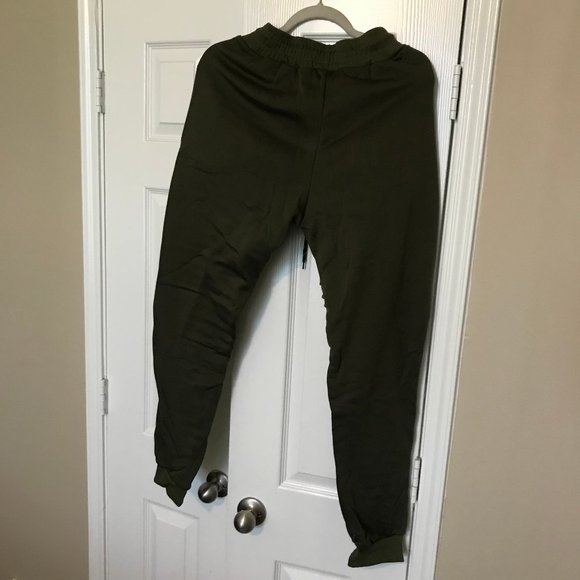 ✨NEW✨Green Jogger Pants - Picture 3 of 3